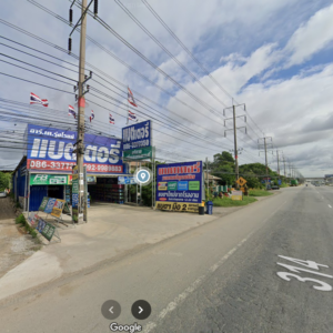 สาขา 7 รุ่งโรจน์แบตเตอรี่ หน้าร้าน